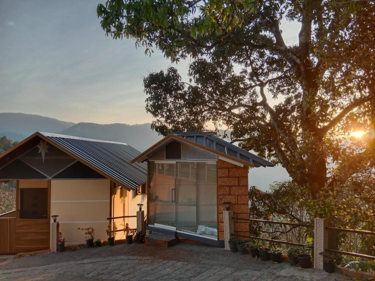 Cloudscape Homestay Pīrmed Exterior foto